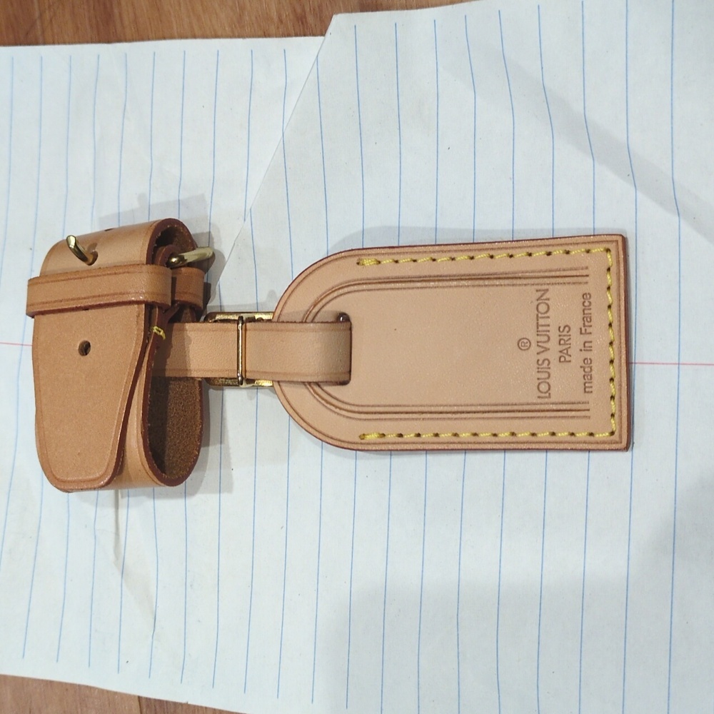 Louis Vuitton EUC Mini Luggage Tag  3 x 1.75 Inches